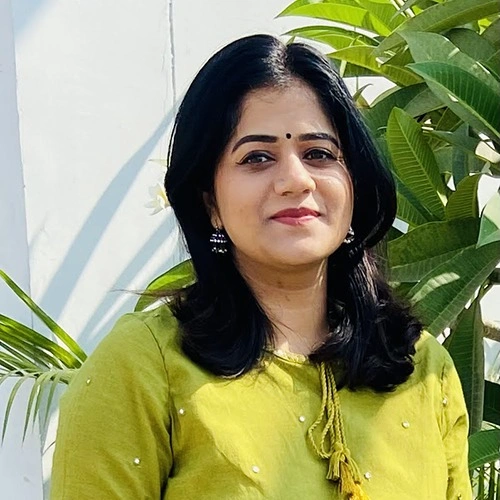 Dr Neelam Nakra